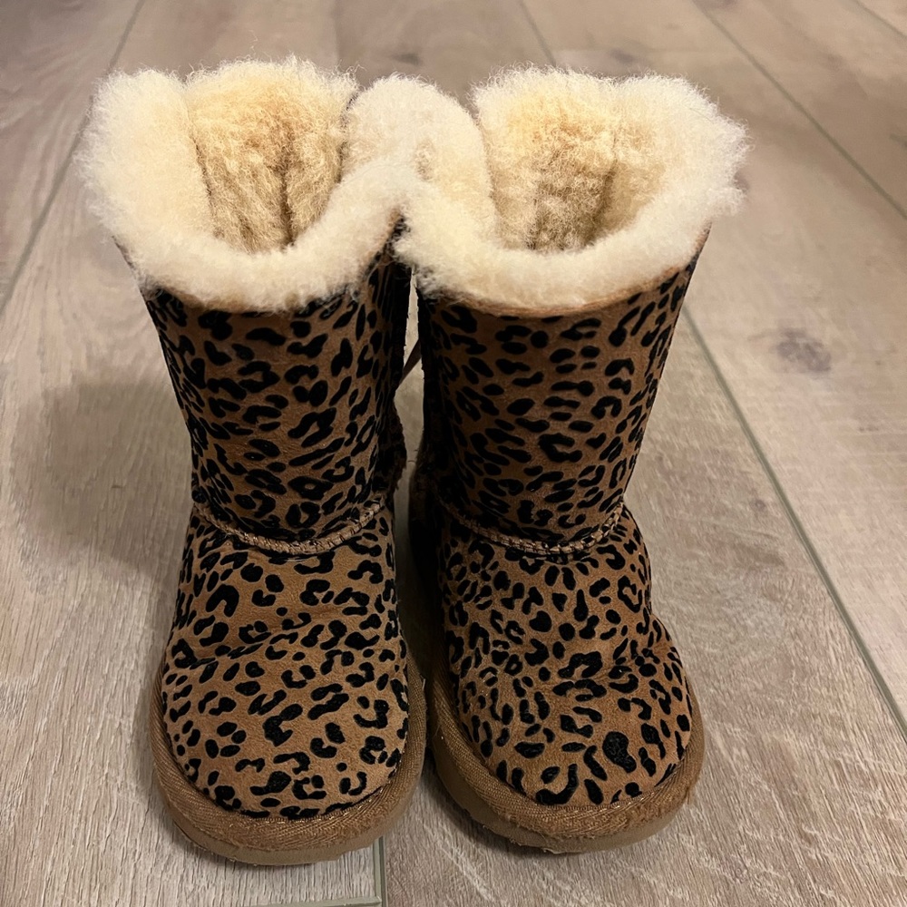 Cheetah Uggs